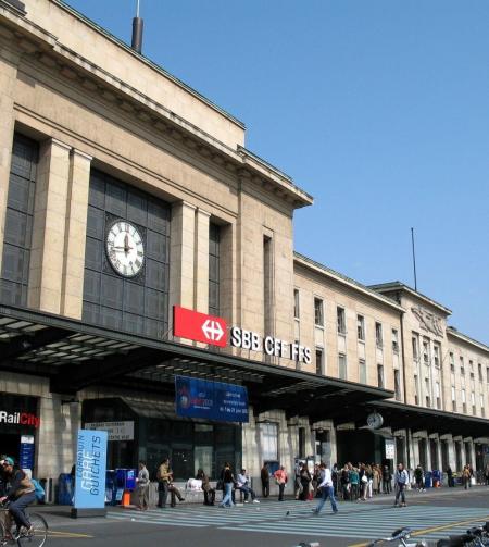 tgv lyria train station geneva cornavin