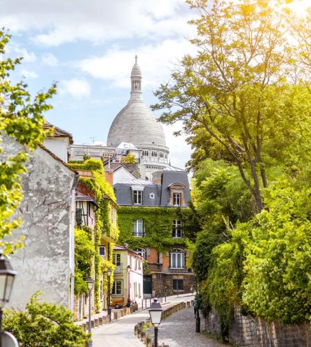 tgv lyria paris montmartre and the sacre coeur church